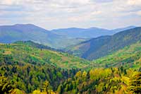 Панорама гор в Закарпатье. Туры и отдых на любой вкус.
